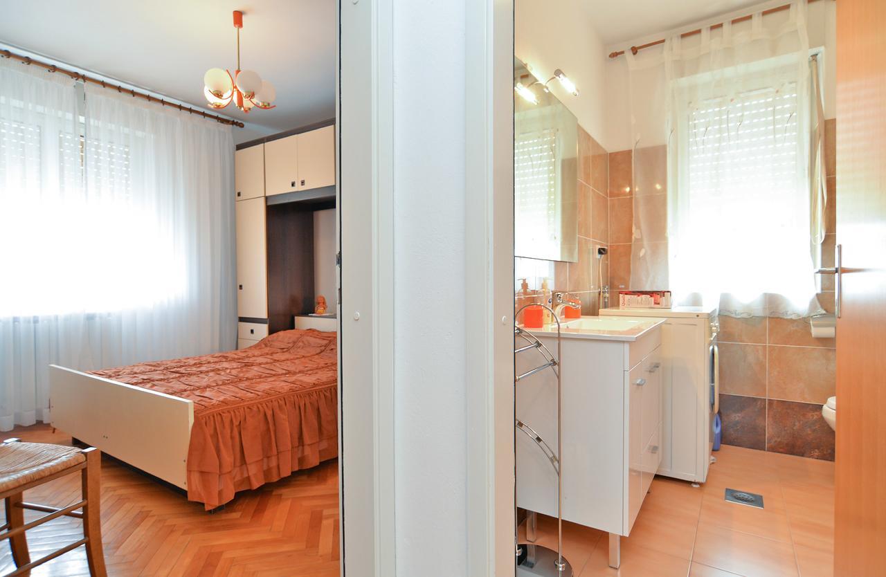 Apartment & Room Tanja 1552 Пула Экстерьер фото